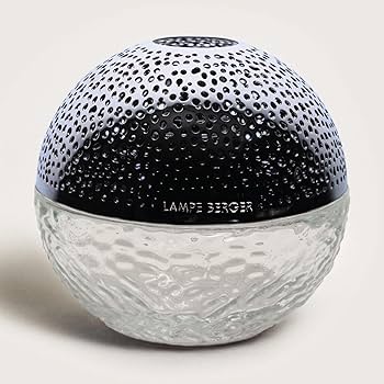 【新品未使用】Lampe Berger アロマランプ 陶器製　白 照明 アロマランプ セラミック 陶器 アロマライト コンセント型